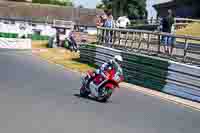 Vintage-motorcycle-club;eventdigitalimages;mallory-park;mallory-park-trackday-photographs;no-limits-trackdays;peter-wileman-photography;trackday-digital-images;trackday-photos;vmcc-festival-1000-bikes-photographs